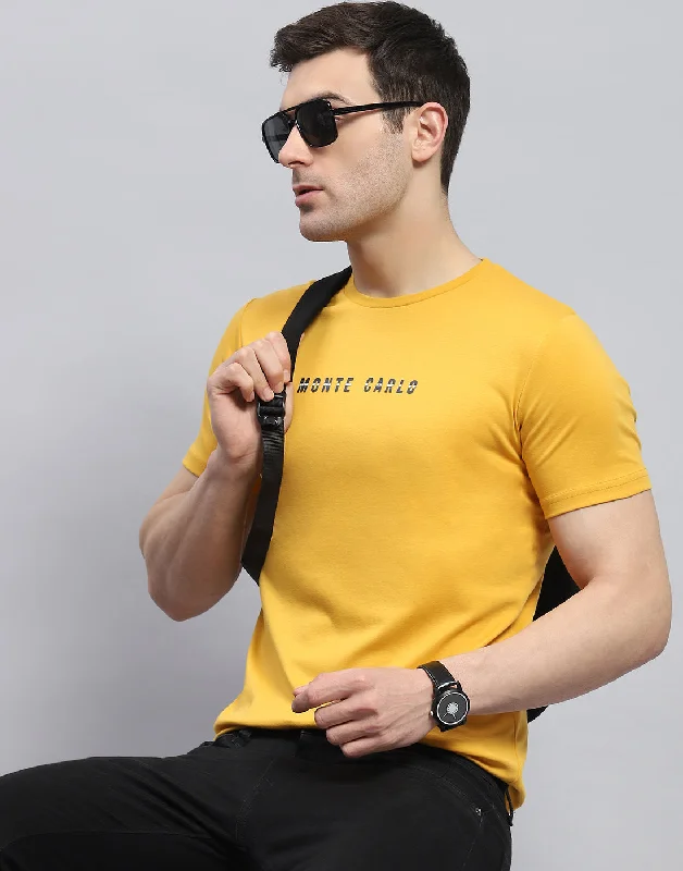 Men Yellow Solid Round Neck Half Sleeve T-Shirt